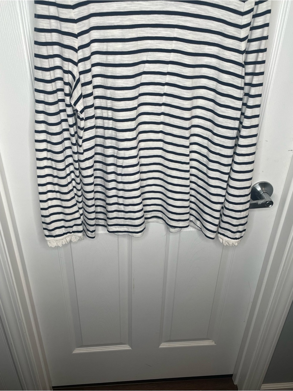 Boden Broderie Lace Ruffle Detail Striped Top Feminine Nautical in Blue/White 14 - Picture 5 of 12